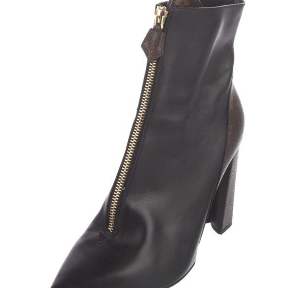 Louis Vuitton leather boots. Size 39. Very good condition - Picture 2 of 4